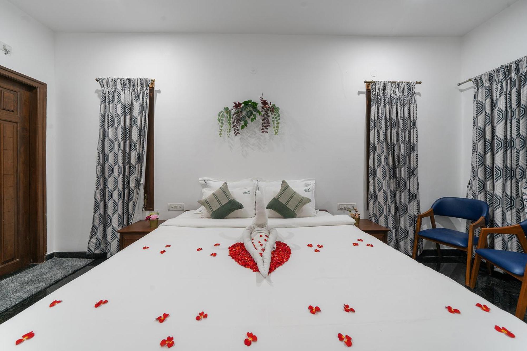 Holiday Valley Hotels And Resorts Denkanikottai Luaran gambar